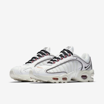 Nike Air Max Tailwind IV SE - Női Utcai Cipő - Fehér/Fehér/Piros/Fekete